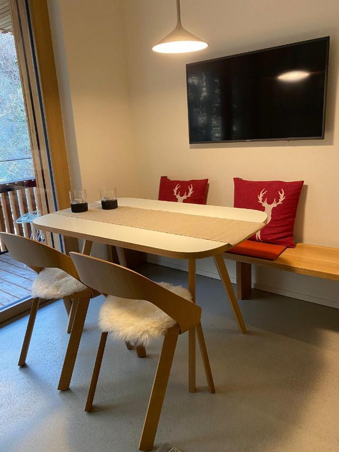 Stilvolle Ferienwohnung Direkt An Der Skipiste 弗利姆斯 外观 照片